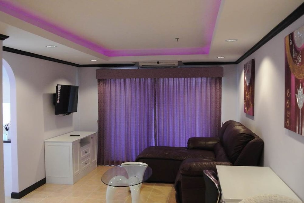Angket Hip Residence 49/50