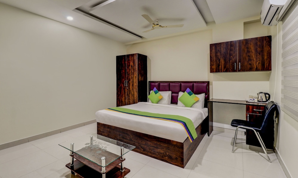 Oyo 11387 Hotel Kozy Rooms 11/22