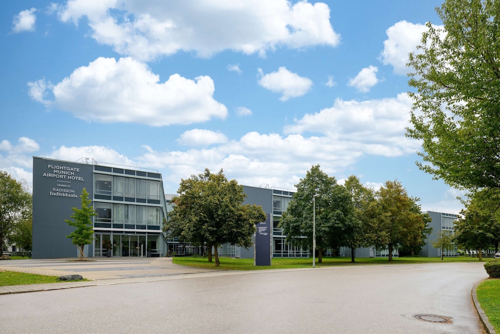Flightgate Munich Airport Hotel, a member of Radisson Individuals 46/50