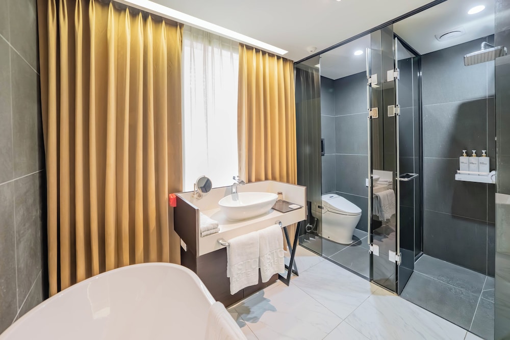 Waystone Seoubong Hotel 31/32