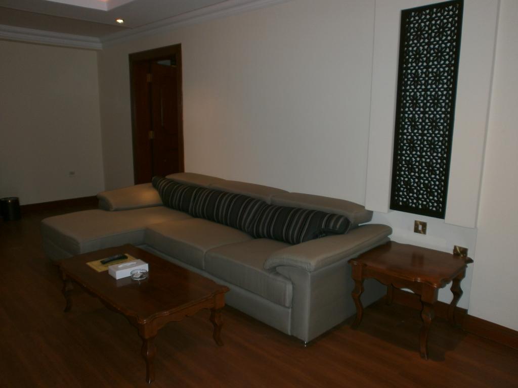 Bahrain Carlton Hotel 14/20