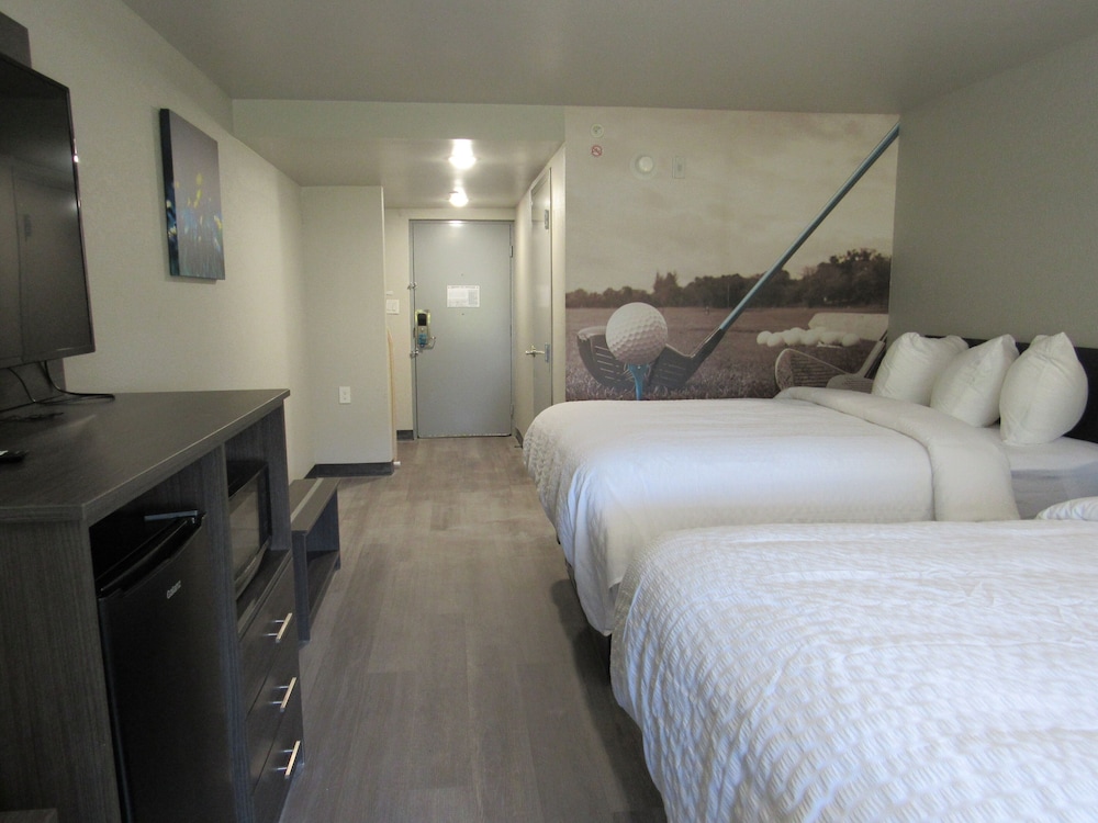 Clarion Pointe McDonough 25/43