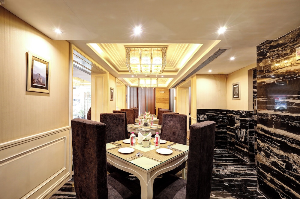 Flute Boutique Hotel 44/48