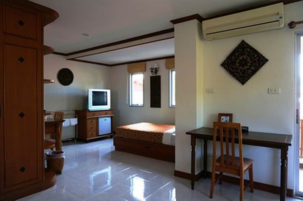 Hua Hin White Villa 54/68