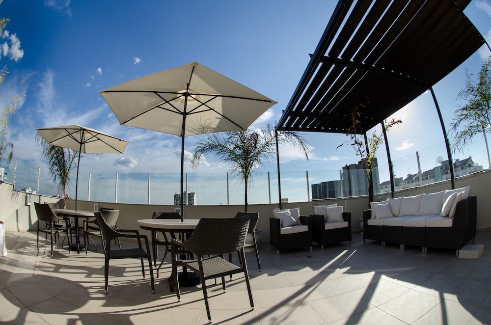 Charrua Hotel 13/31