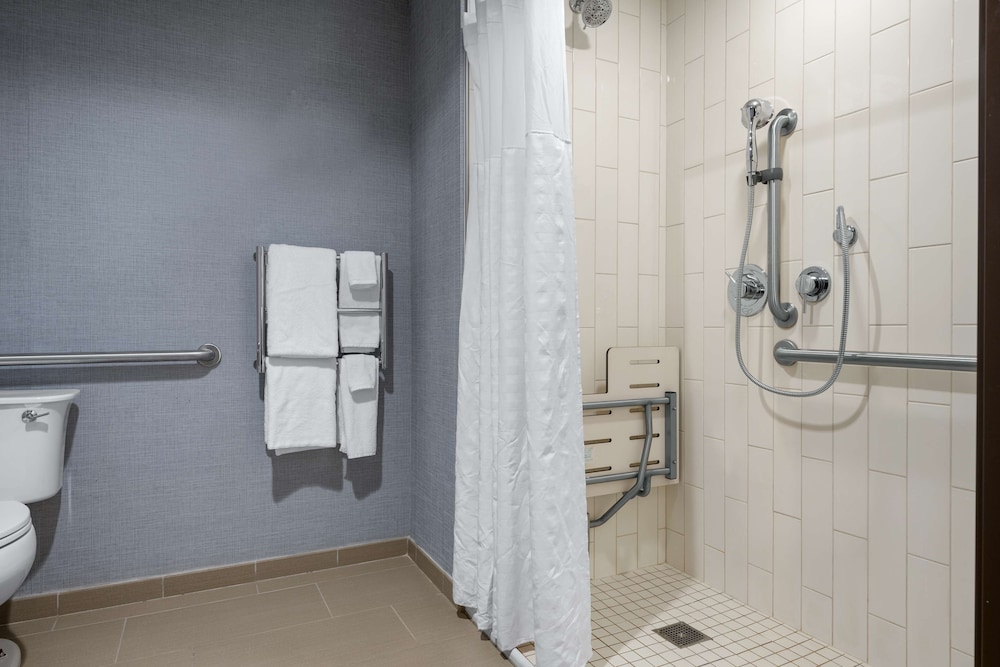 Hyatt Place Iowa City Downtown 44/44