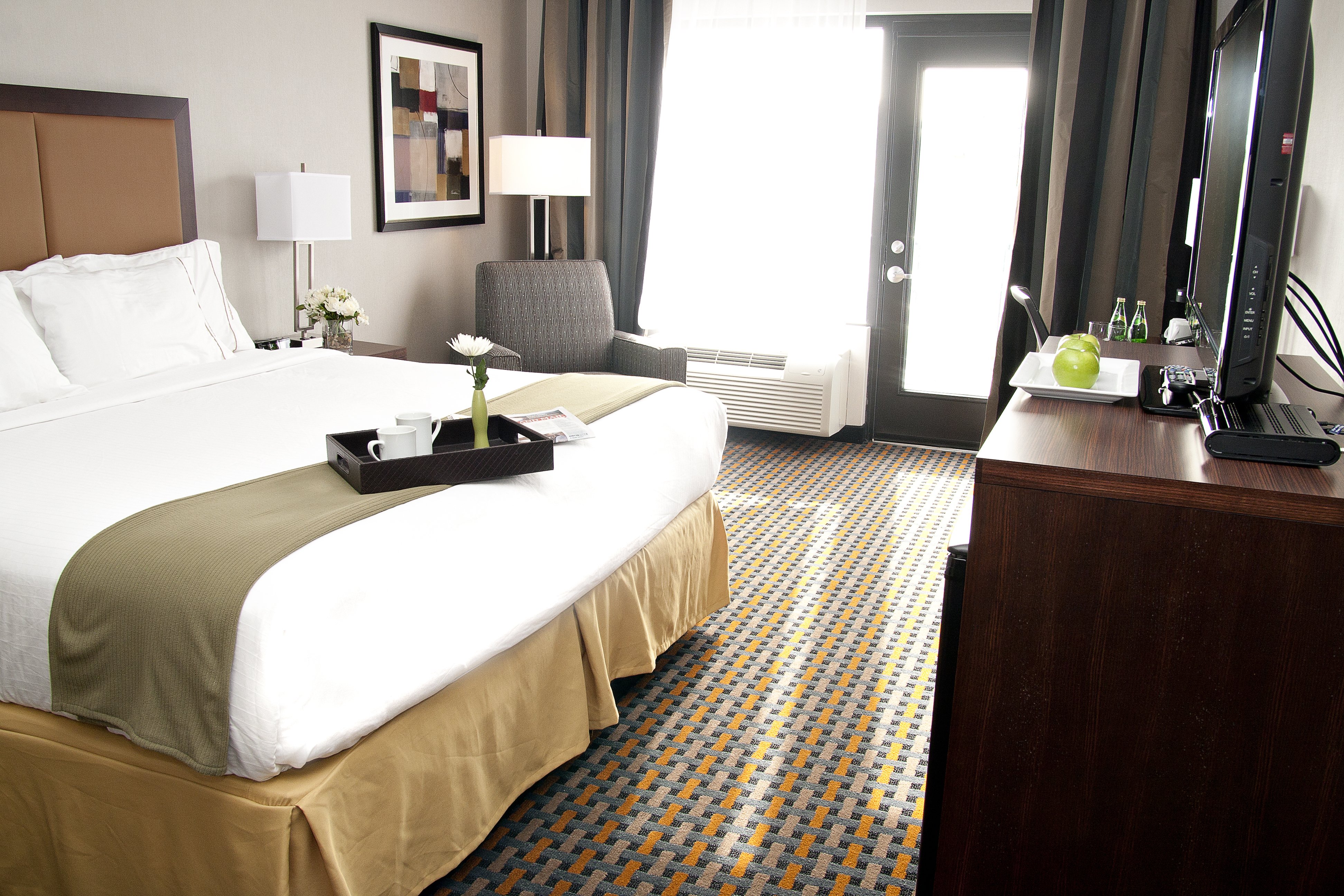 Holiday Inn Express Pembroke 12/51