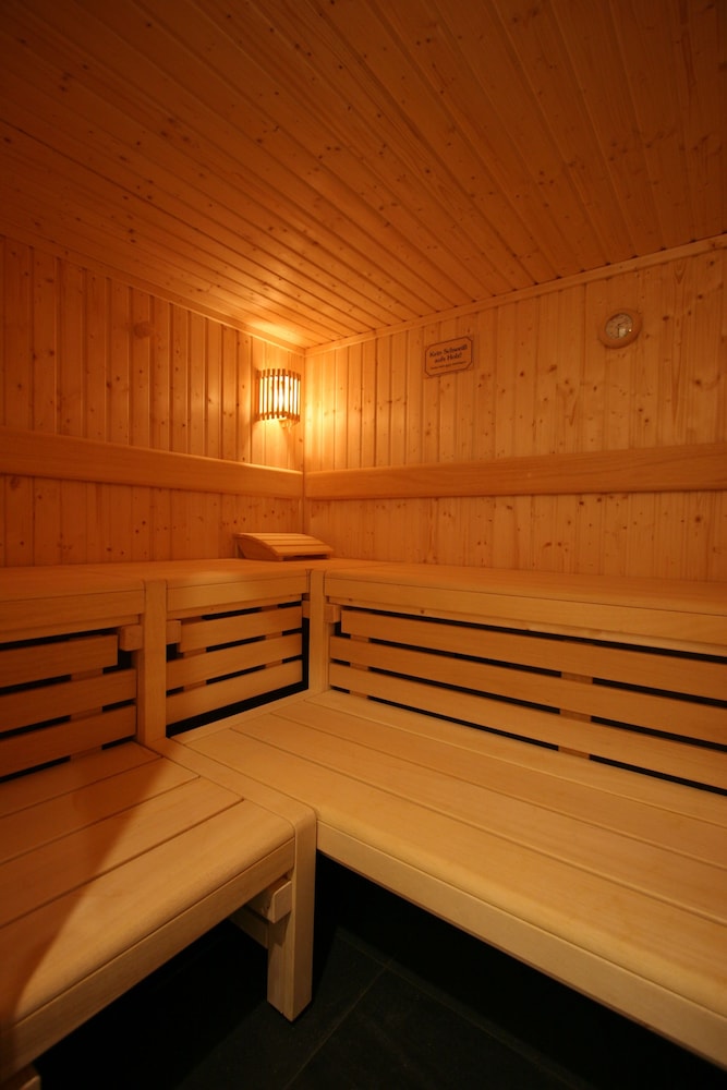 Parkhotel Residenz 35/53