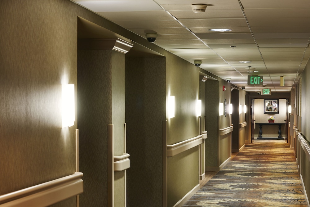 Mountaineer Casino, Racetrack & Resort 5/37