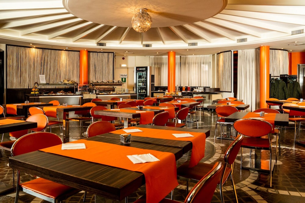 Hotel Pineta 54/65