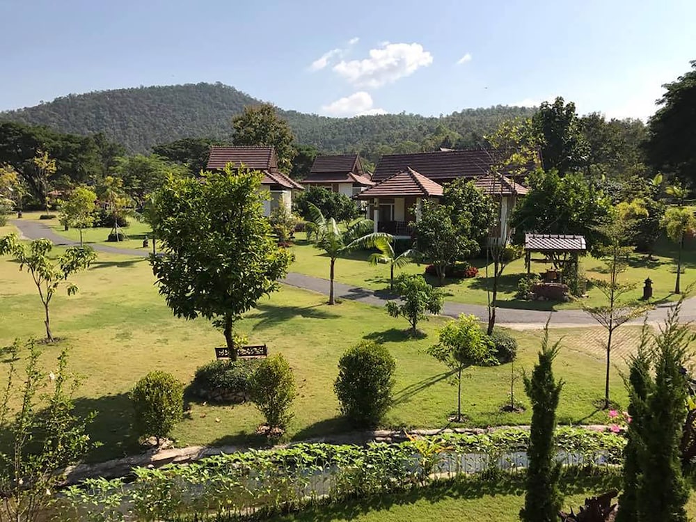 Papai Country Lodge 40/50