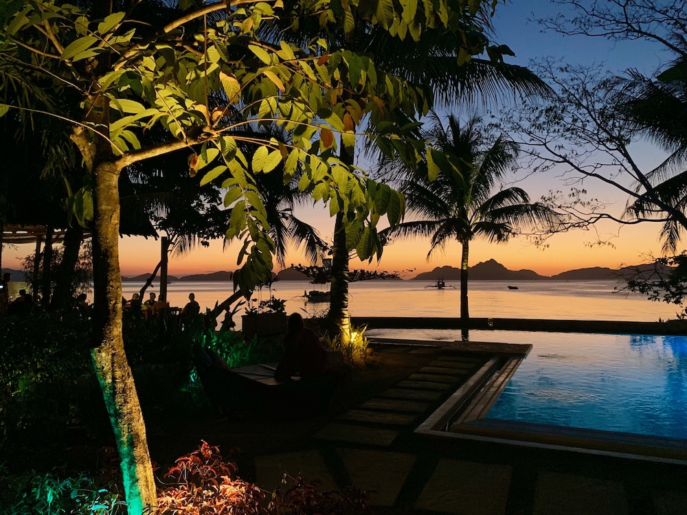 Buko Beach Resort - Adults Only 12/73