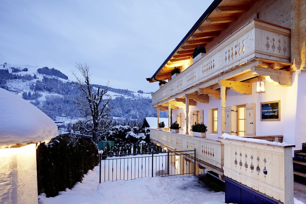Tennerhof Luxury Chalets 5/50