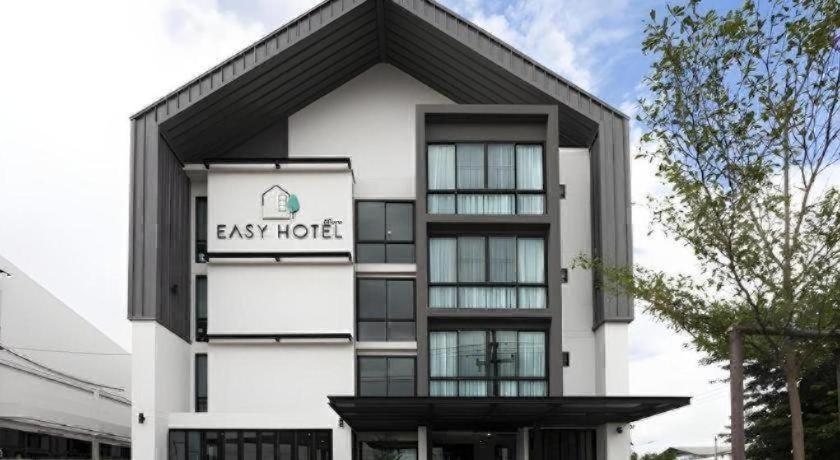 Easy Hotel 3/75
