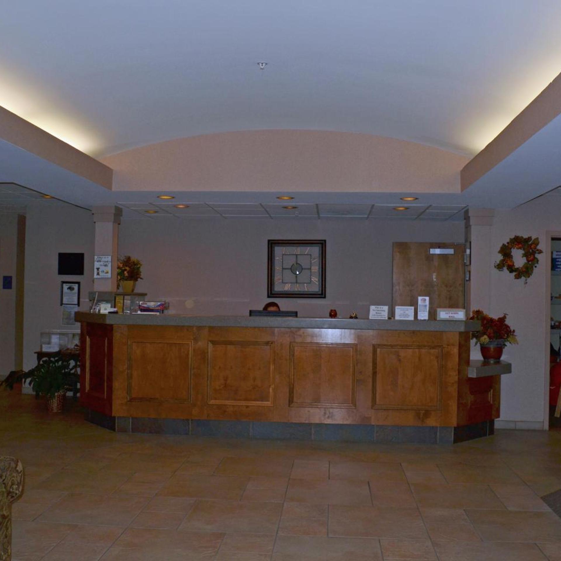 Paola Inn And Suites 7/47