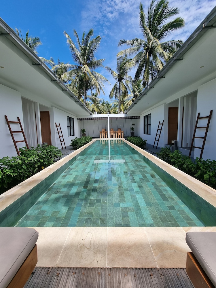 Gili Khayangan Villas 59/64