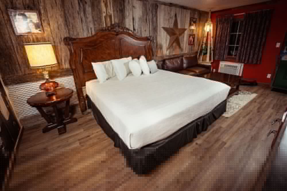 Branson Surrey Inn 28/65