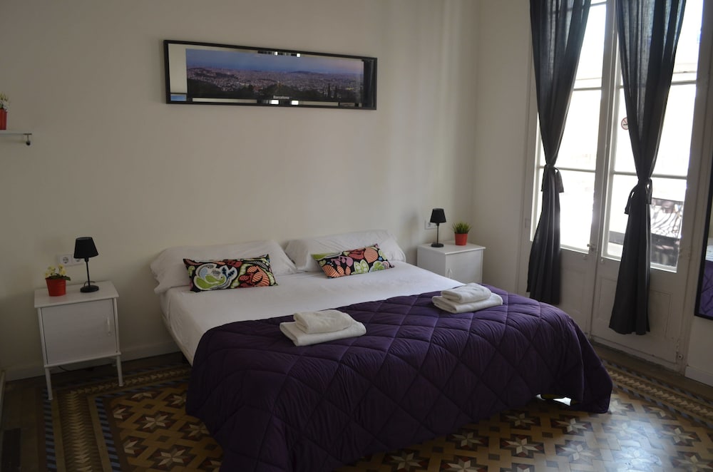 360 Hostel Barcelona Arts&Culture 17/59