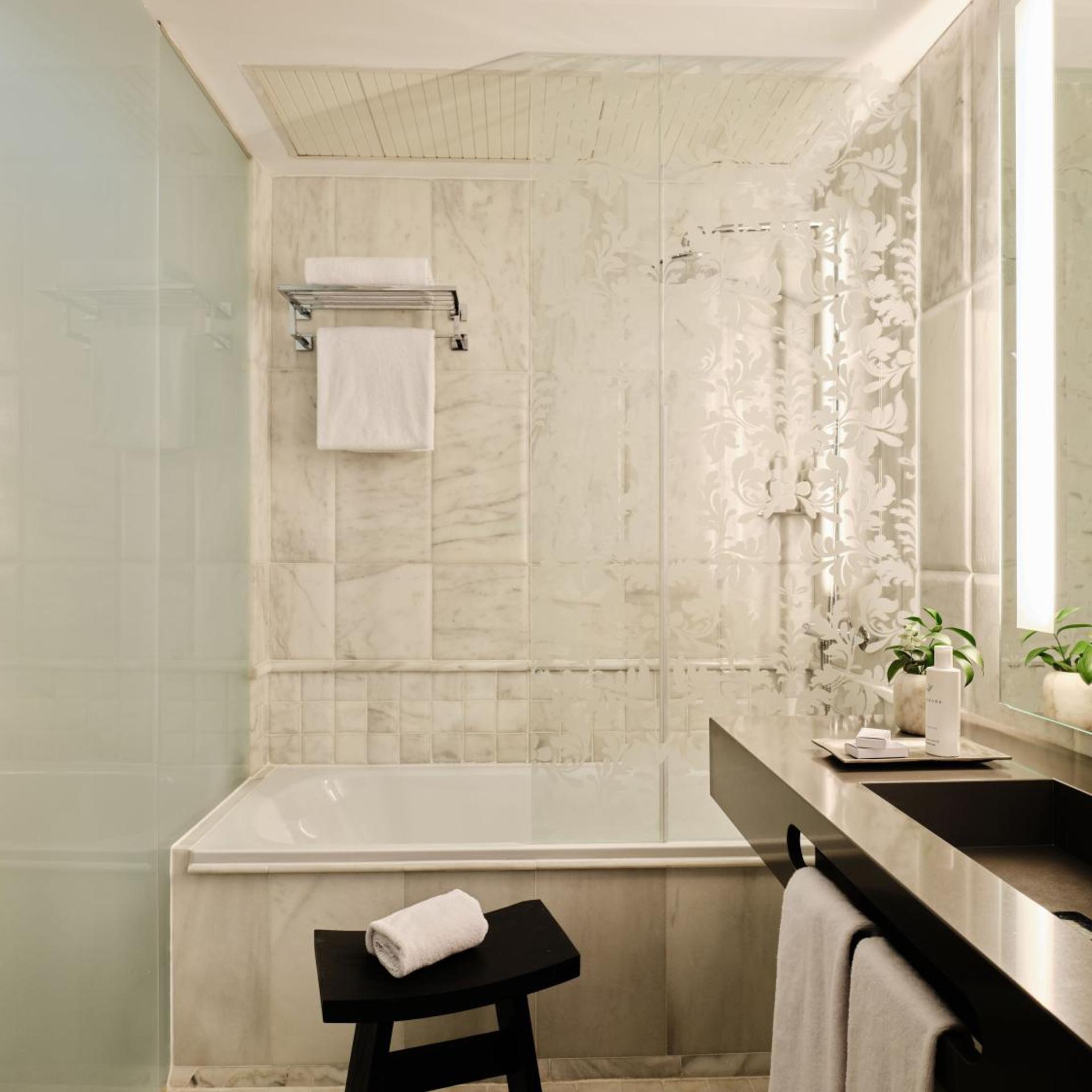 Deluxe, Double or Twin Bed, Unico Hotel Madrid 4/4