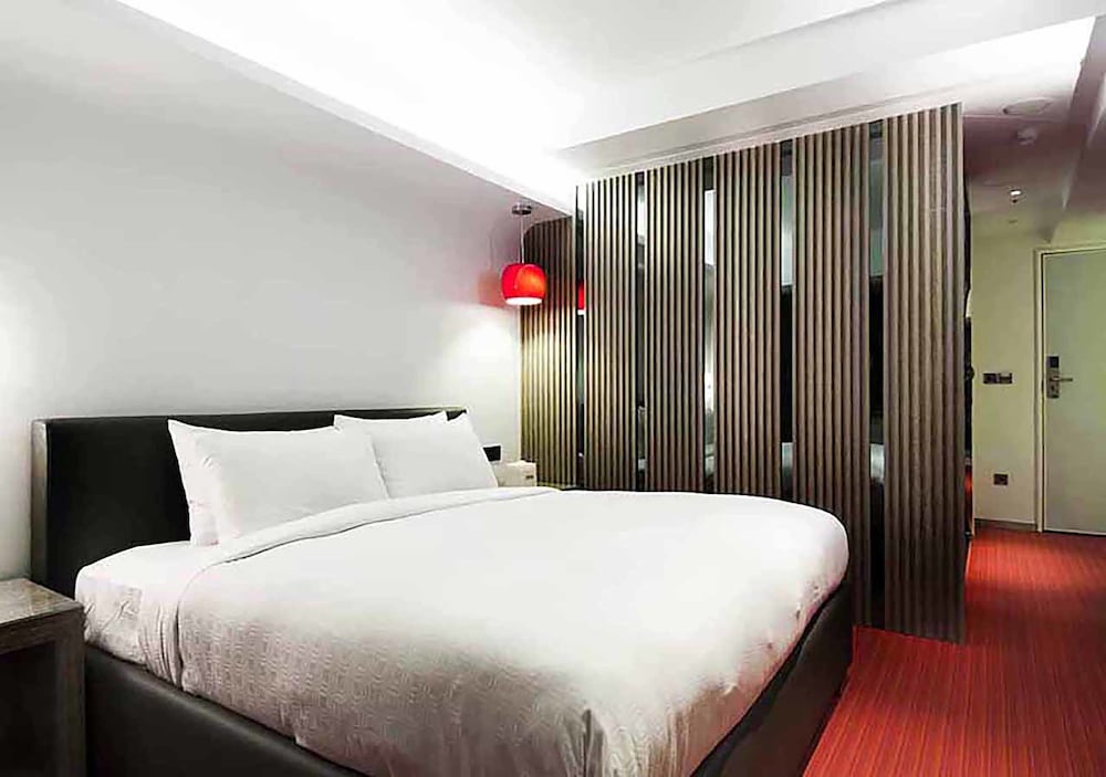 Royal Hotel Group Central Park Branch 7/36