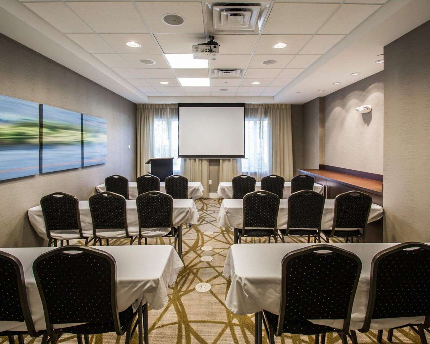 Comfort Suites Miami Airport North 15/21