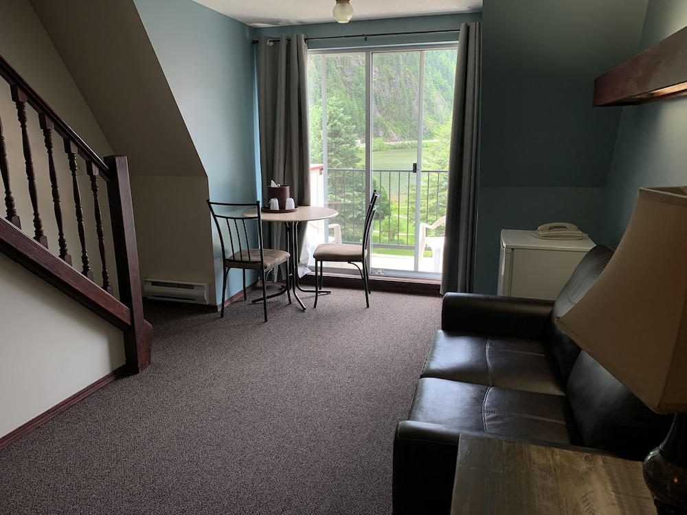 Three Valley Lake Chateau 37/60
