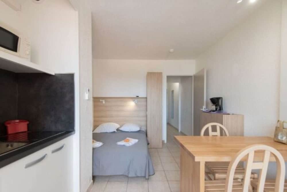 Residence Agathea 55/55