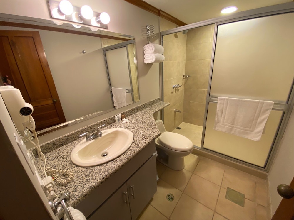Aparthotel & Suites Villas Del Rio 44/50