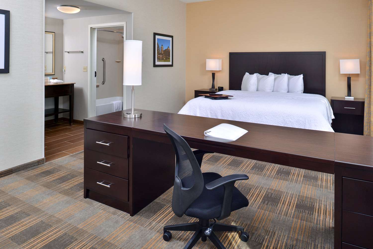 جناح استوديو بسرير كينج، Hampton Inn & Suites California University-Pittsburgh 2/3