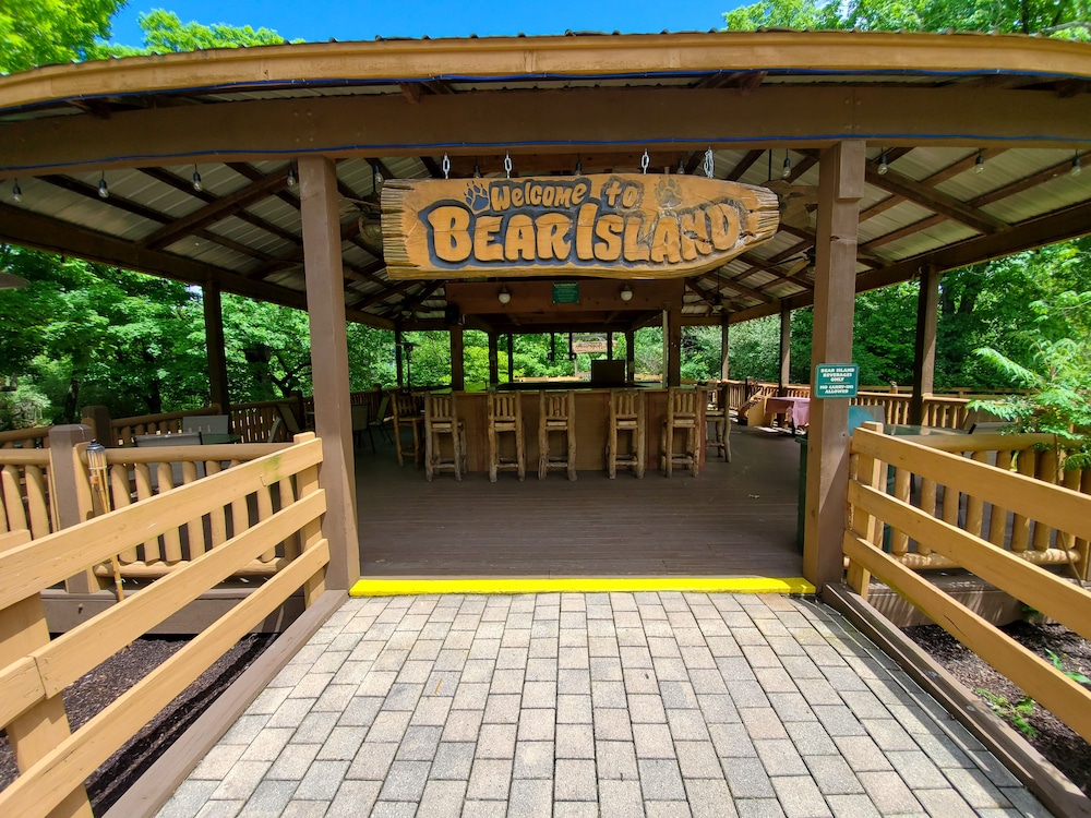 Grand Bear Resort at Starved Rock 10/57