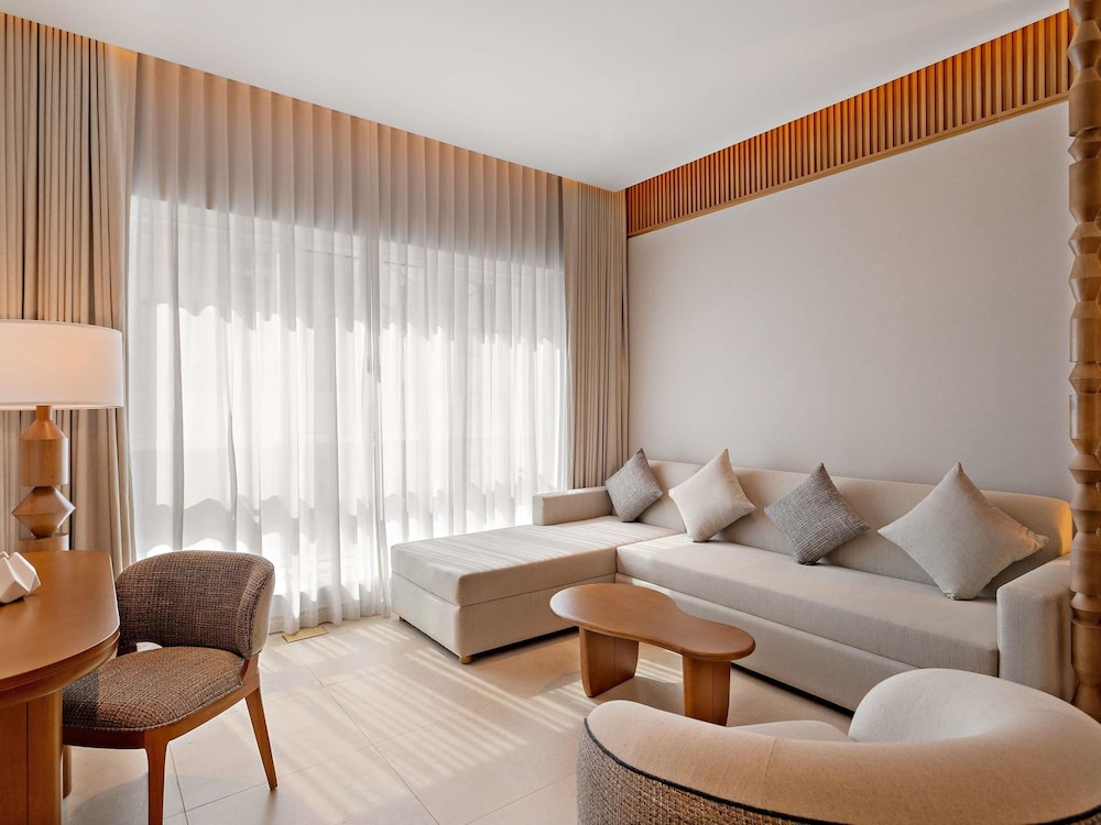 MERCURE ABU DHABI DOWNTOWN 38/58