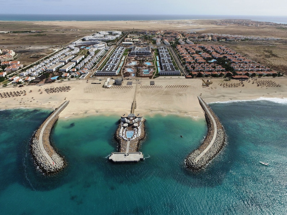 Melia Llana Beach Resort Spa 35/50