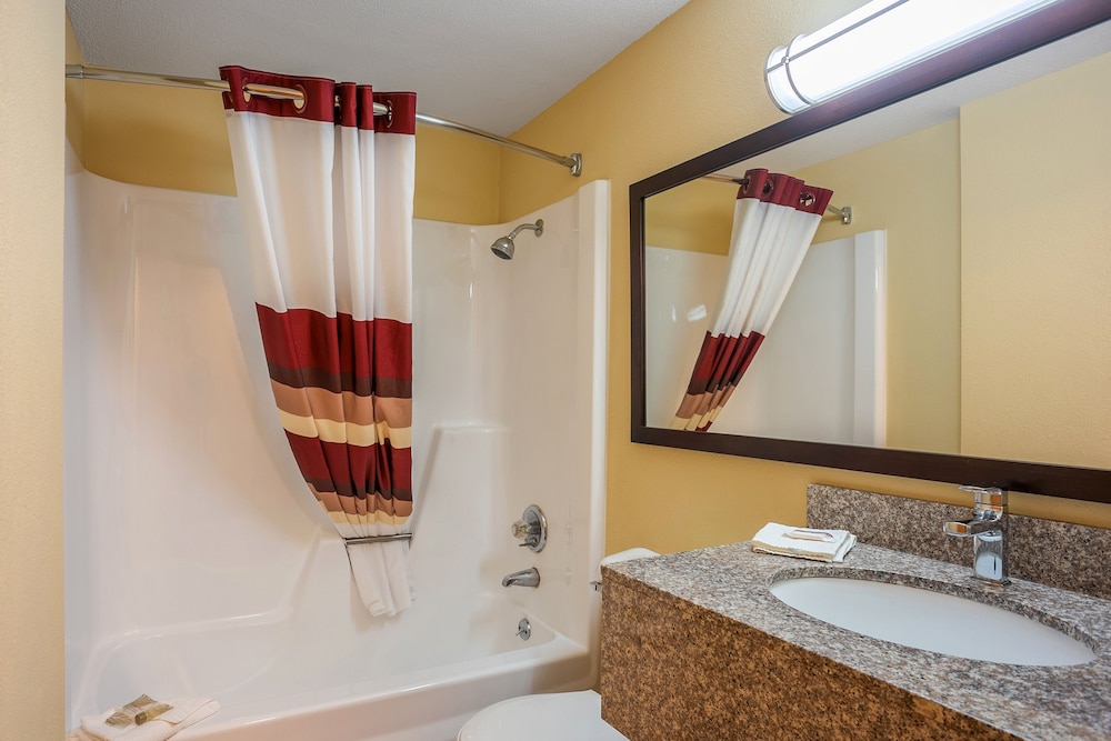 Red Roof Inn Des Moines 19/33
