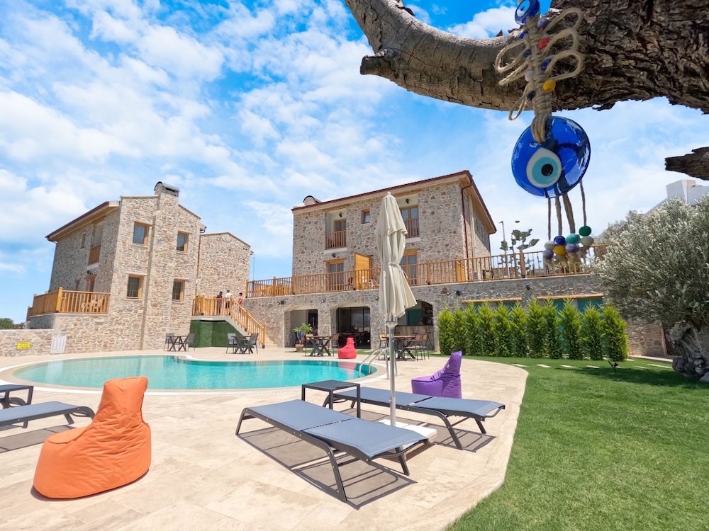 Zeyt Inn Hotel 17/32