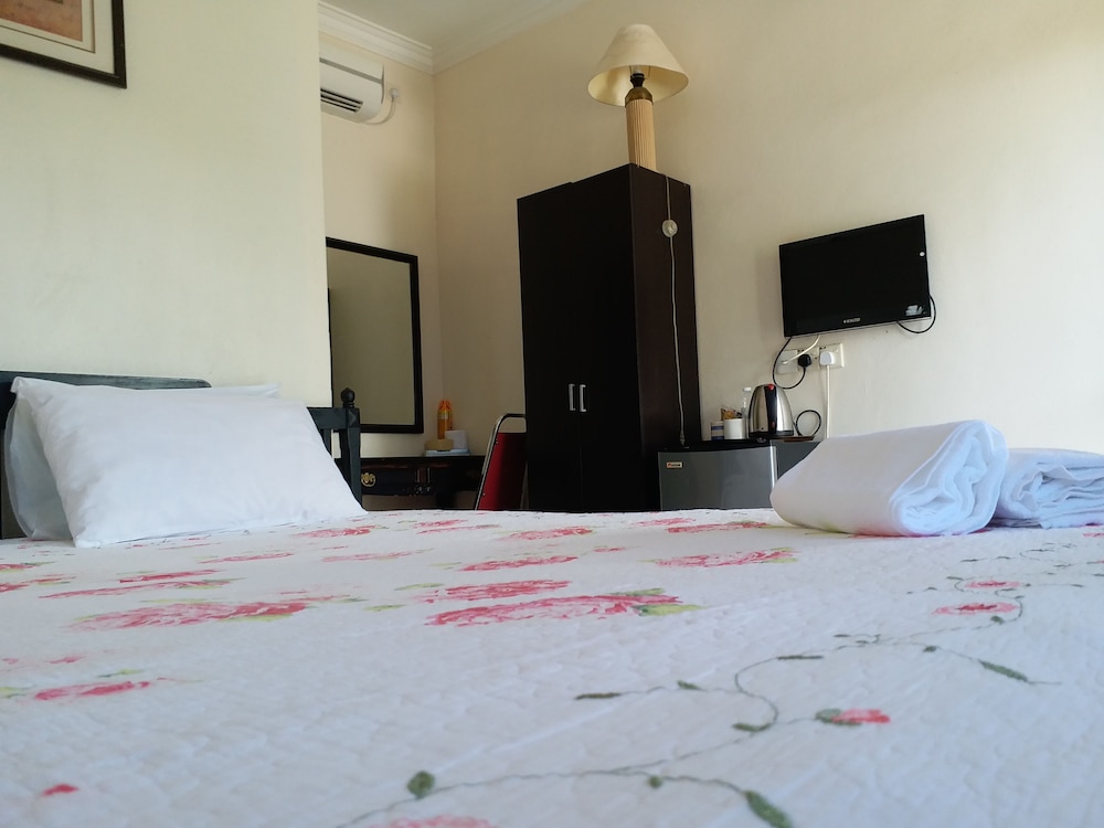 Idaman Guesthouse 9/23