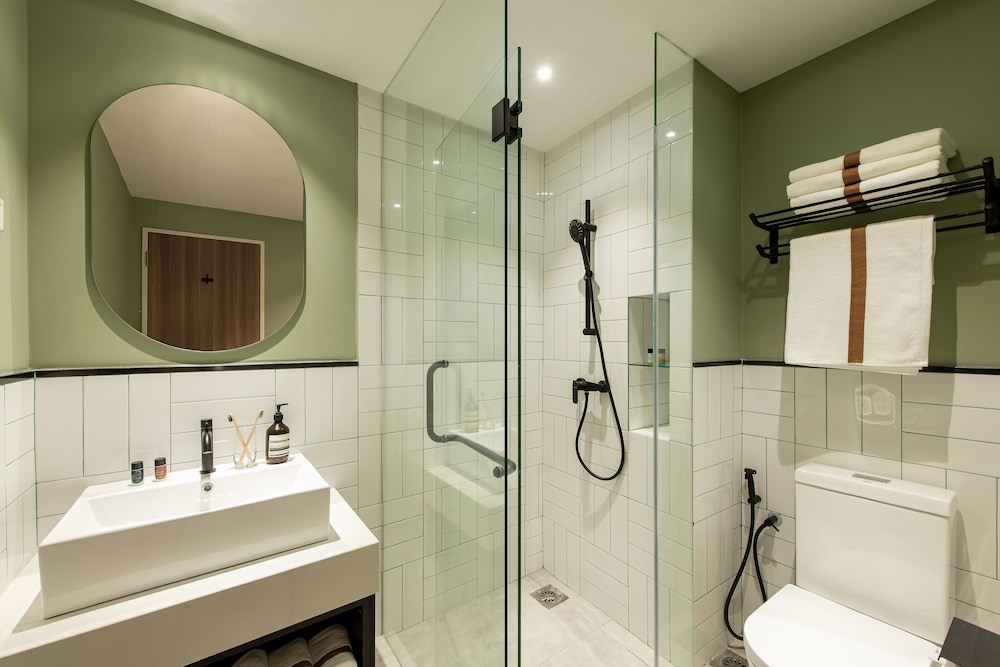 AMI Suites 46/50