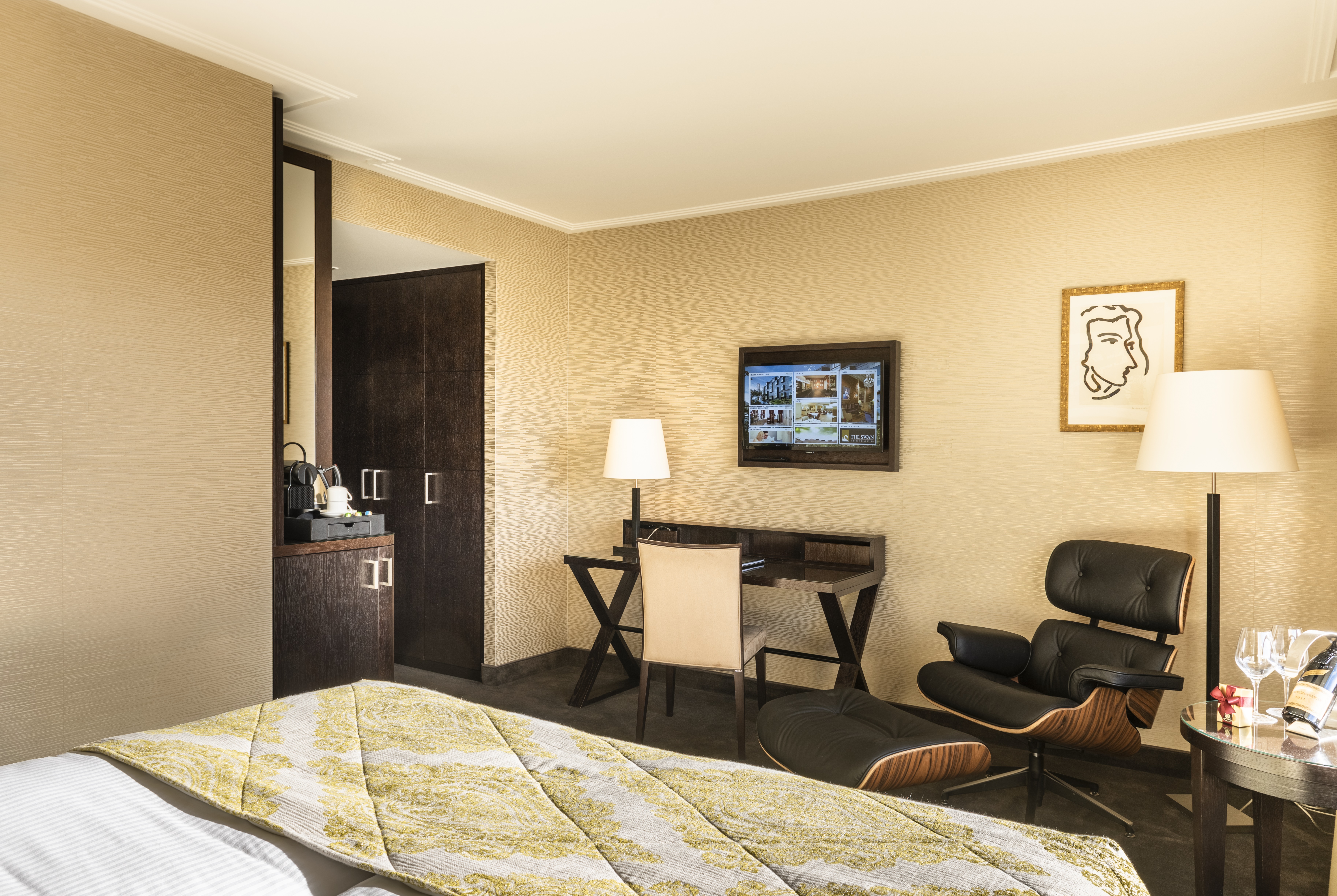 rooms