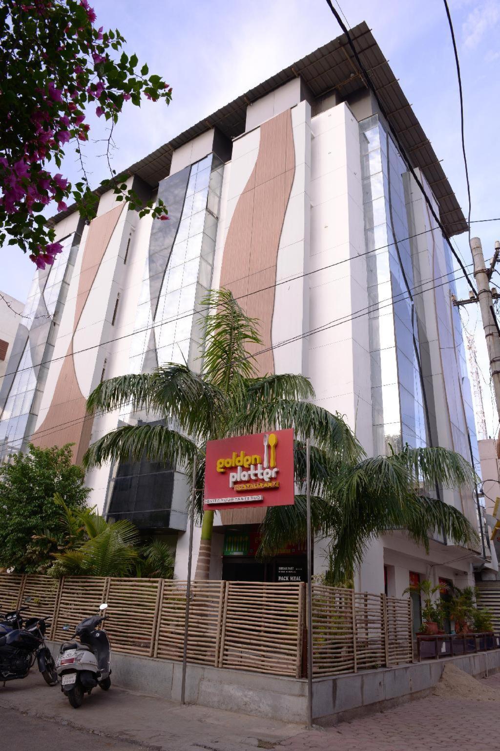 Oyo Rooms Sampatrao Colony Alkapuri 46/48