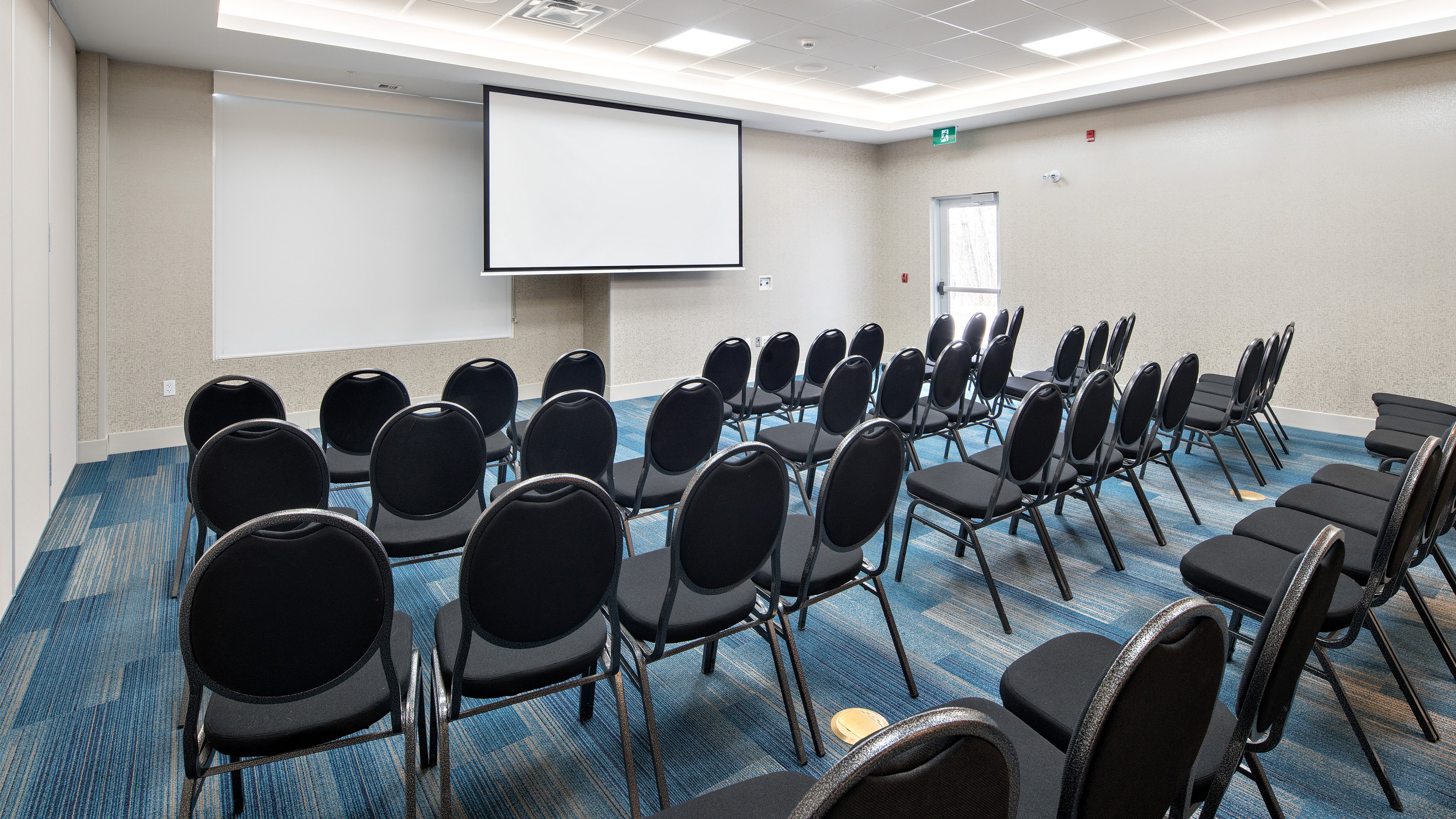Staybridge Suites Red Deer North 36/50