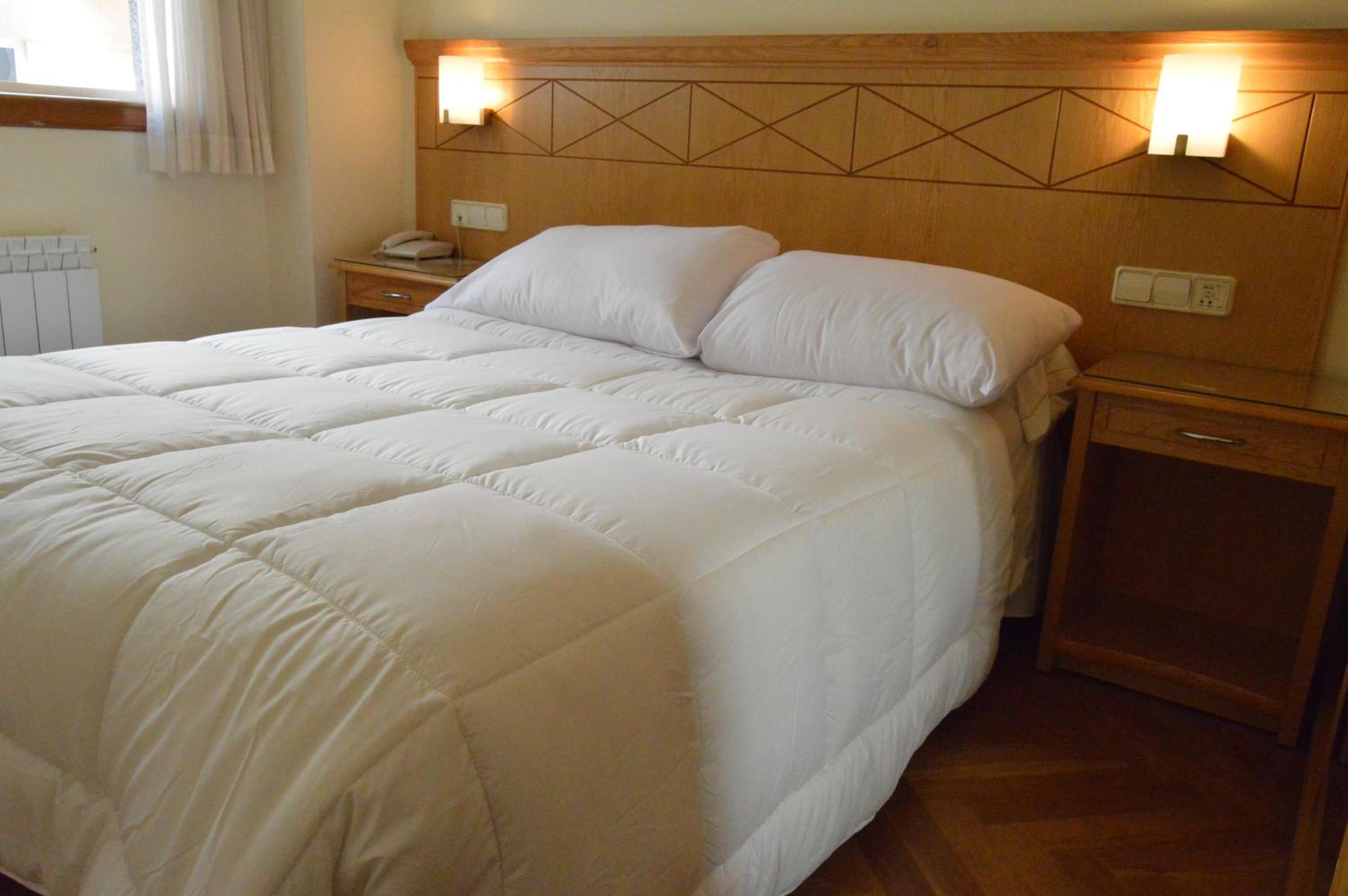 Room, Double Bed