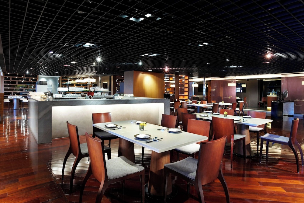 Sheraton Grand Taipei Hotel 56/71