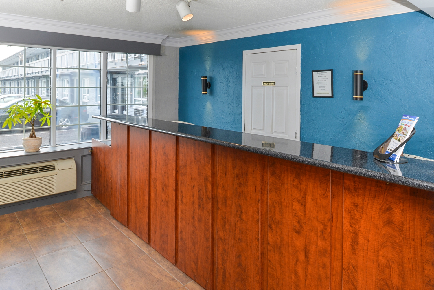 Canadas Best Value Inn St Catharines 2/8