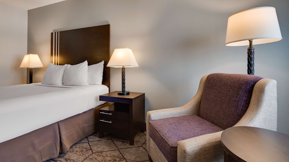 Best Western Plus Longbranch Hotel and Convention Center 13/25