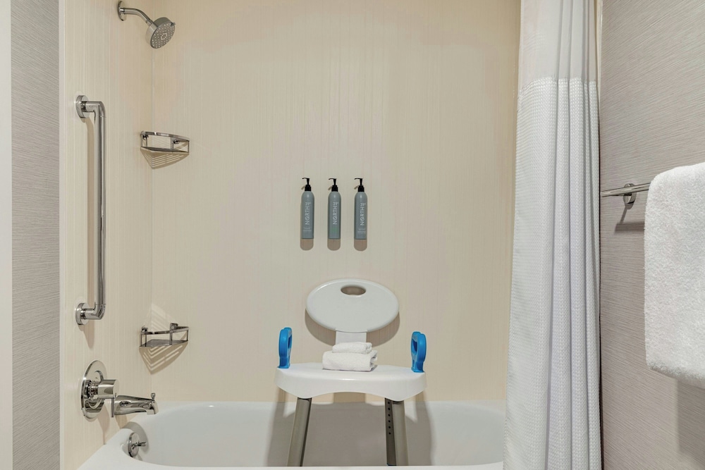 غرفة بسريرين كوين، Courtyard by Marriott Wilmington Brandywine 4/4