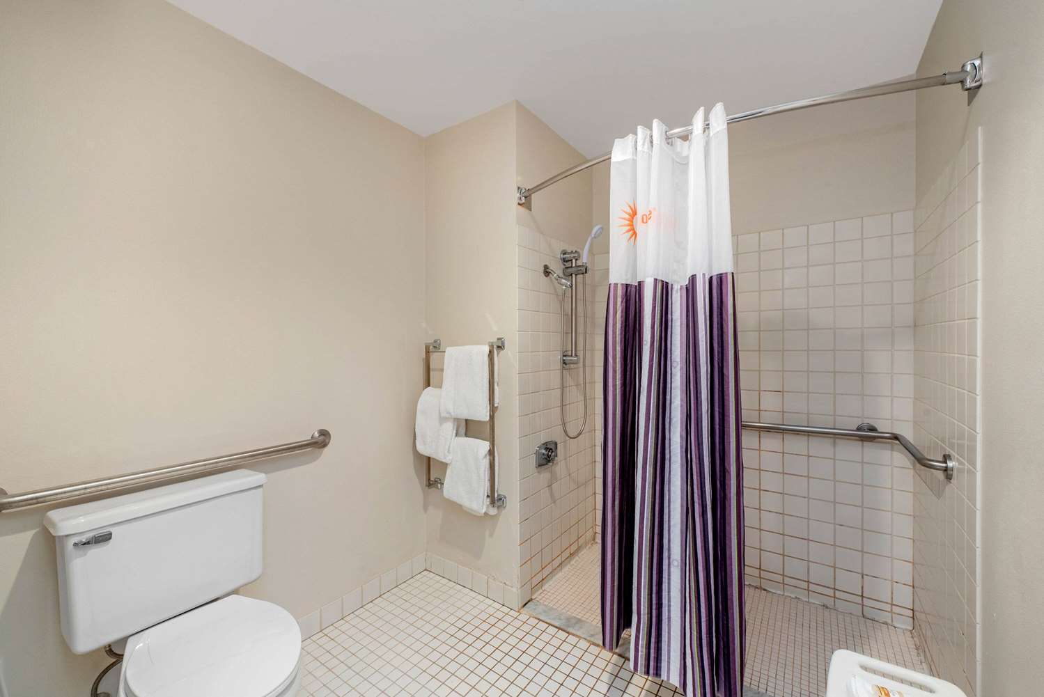 La Quinta Inn And Suites By Wyndham Mansfield Oh 26/27