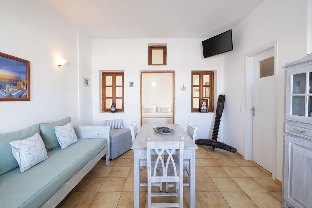 Vrachia Studios and Apartments 27/50