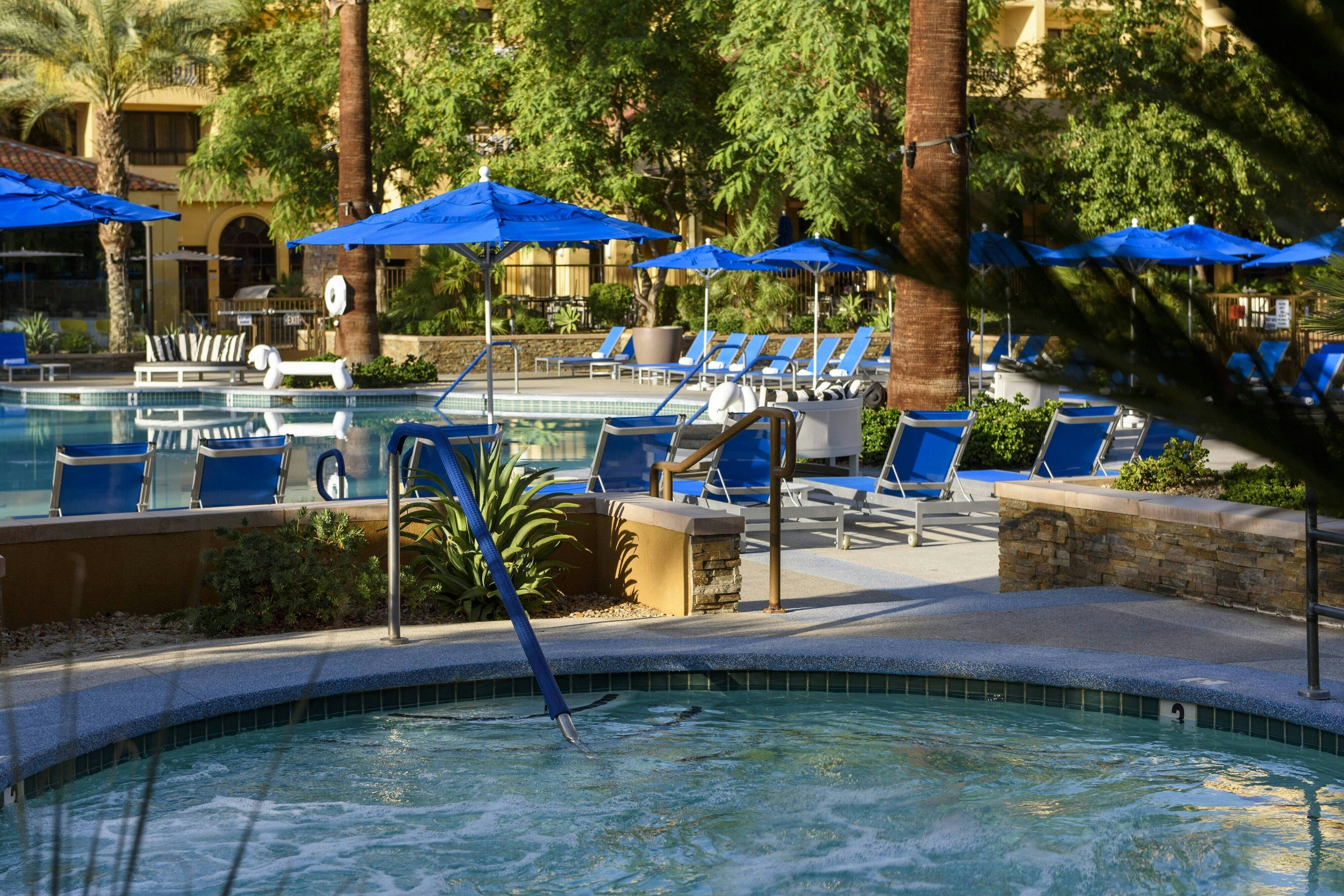 Renaissance Palm Springs 35/78