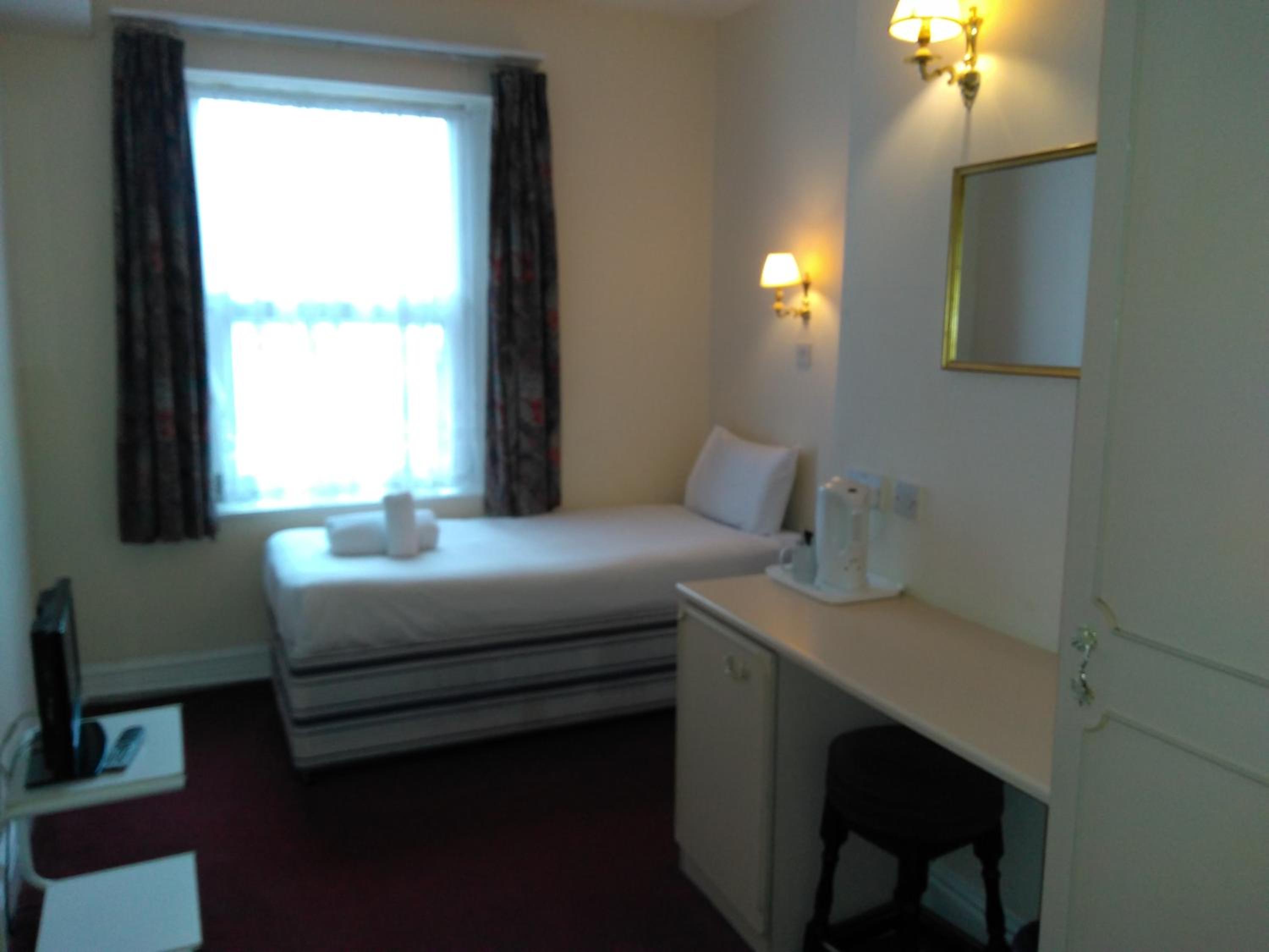 The Crown Hotel 28/37
