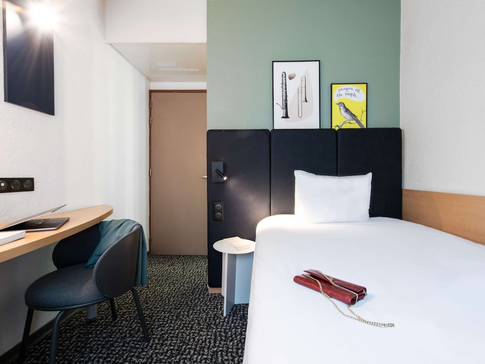 STANDARD, SINGLE BED