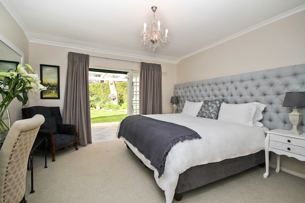 Beluga of Constantia Guest House 12/42